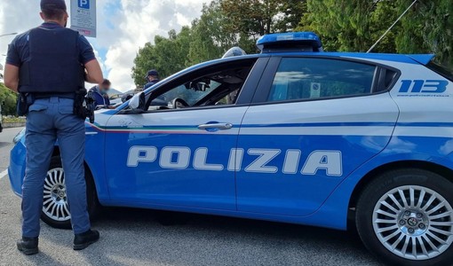 Sanremo: ladro seriale nel centro della città per svuotare le auto dei turisti con un trapano, arrestato