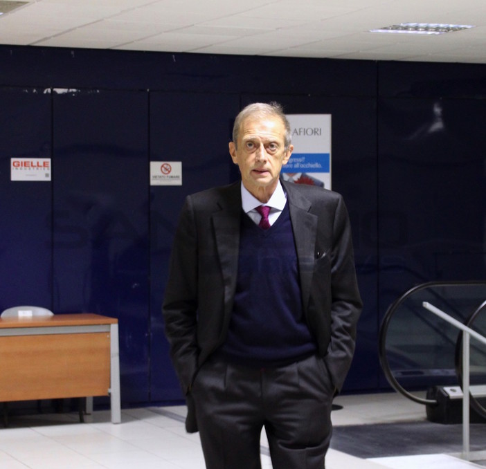 Questa sera il Partito Democratico provinciale in diretta on line con l'Onorevole Piero Fassino Questa sera il Partito Democratico provinciale in diretta on line con l'Onorevole Piero Fassino