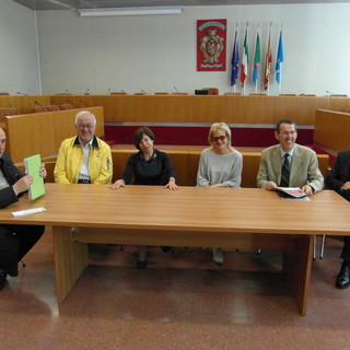 Tutto pronto per la “Festa di Fiori” a Ventimiglia: al via il 16 giugno la figlia minore della storica “Battaglia” Tutto pronto per la “Festa di Fiori” a Ventimiglia: al via il 16 giugno la figlia minore della storica “Battaglia”