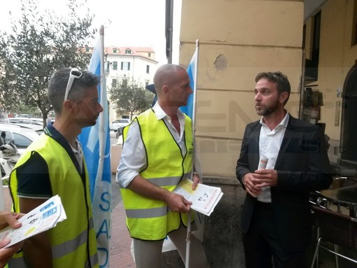 Imperia: questa mattina in piazza Dante la protesta del sindacato Sap per dire 'No' al reato di tortura