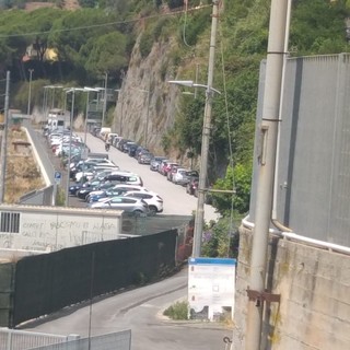 Ventimiglia: il nuovo parcheggio di San Secondo è gremito di auto e lavora a pieno ritmo Ventimiglia: il nuovo parcheggio di San Secondo è gremito di auto e lavora a pieno ritmo