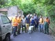 Molini di Triora: amministratori, operai e tanti volontari ieri per la pulizia della strada in frazione Glori (Foto)