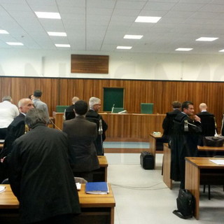 “Eletti rappresentanti privi di indipendenza e candore politico e morale”: danni anche al turismo nelle motivazioni de La Svolta