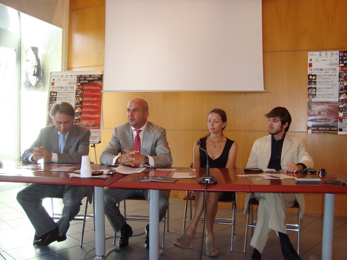 Imperia: presentato in Provincia il programma dell'anteprima del XII Festival Nazionale d'Arte Drammatica di Imperia