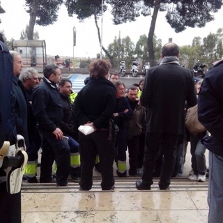 Imperia: caso TraDeCo e stipendi non pagati, i sindacati "Grave strumentalizzazione in atto!" Imperia: caso TraDeCo e stipendi non pagati, i sindacati "Grave strumentalizzazione in atto!"