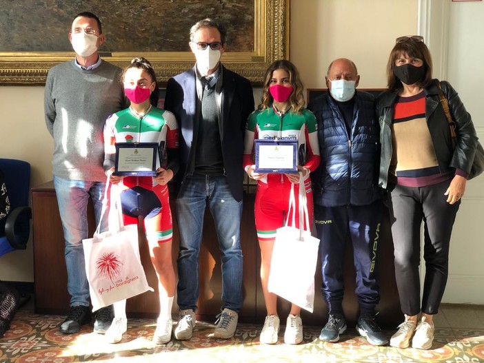 La premiazione in Comune a Bordighera La premiazione in Comune a Bordighera