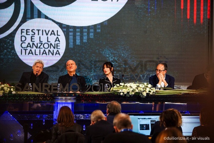 #Sanremo2019: "Nessuno screzio con Claudio", il Festival in salita di Baglioni punta all'armonia