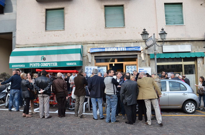 Sanremo: sabato prossimo in piazza Borea d'Olmo il gruppo NCD si propone con 'Il programma... in piazza' Sanremo: sabato prossimo in piazza Borea d'Olmo il gruppo NCD si propone con 'Il programma... in piazza'