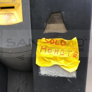 Sanremo: parcheggio di Bussana a mare, una storia infinita tra degrado e sistemi di pagamento 'old fashion' (Foto) Sanremo: parcheggio di Bussana a mare, una storia infinita tra degrado e sistemi di pagamento 'old fashion' (Foto)