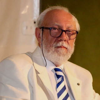 Il professor Franco Quaglieni presenta il libro ‘Da Cavour alla Repubblica’ alla Ex Chiesa Anglicana di Bordighera Il professor Franco Quaglieni presenta il libro ‘Da Cavour alla Repubblica’ alla Ex Chiesa Anglicana di Bordighera