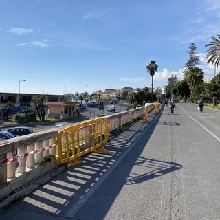 L'area transennata sulla passeggiata del Sud-Est L'area transennata sulla passeggiata del Sud-Est