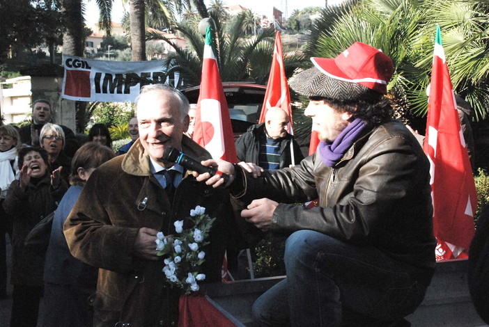 Parcheggi a pagamento all'ospedale di Imperia: la protesta di oggi all'Asl di Bussana