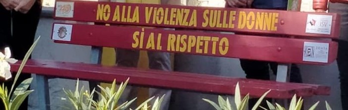 'Un poster contro la violenza sulle donne', a Dolceacqua la premiazione dei lavori degli alunni delle medie 'Un poster contro la violenza sulle donne', a Dolceacqua la premiazione dei lavori degli alunni delle medie