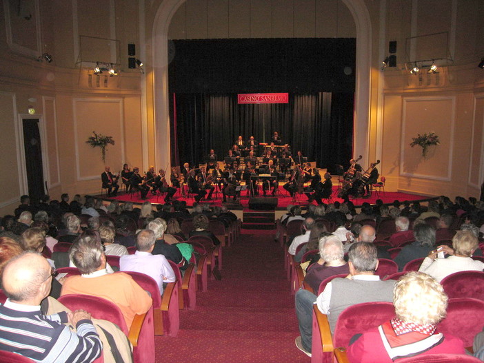 Sanremo: consegnati domenica scorsa al Casinò i premi 'M° Carlo Farina'