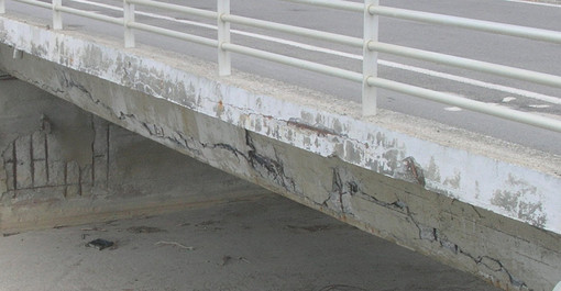 Bordighera: intervento del consigliere Ramoino sulle condizioni del ponte sul rio Borghetto (Foto)