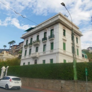 Ospedaletti: incendio stanotte in un appartamento di via Regina Margherita, intervento dei Vigili del Fuoco