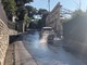 Sanremo: grossa perdita d'acqua invade via Duca degli Abruzzi