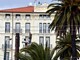 Sanremo: serie di lavori dell'ufficio giardini per sistemare le palme di piazzale Dapporto e lungomare Calvino