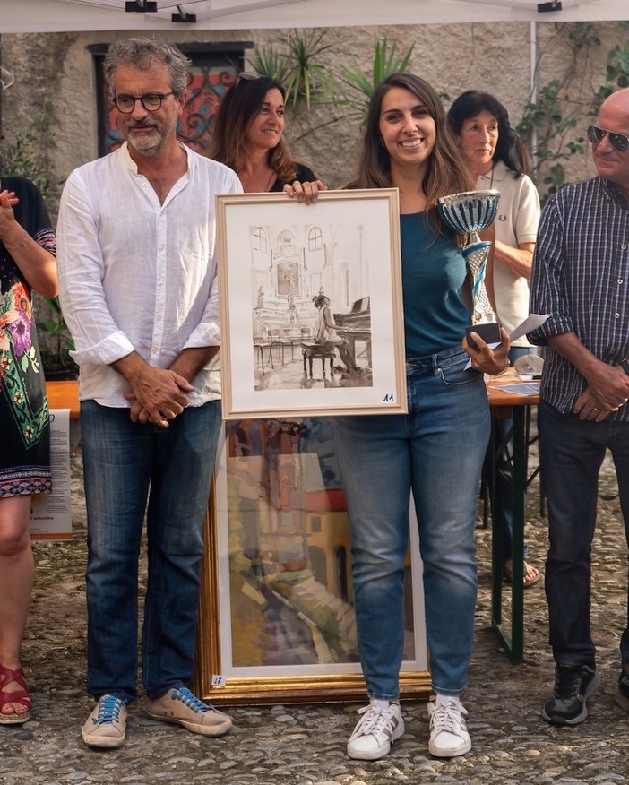 Cervo: Vanessa Di Mario vince la XXXI edizione del concorso Pennello d'Oro Cervo: Vanessa Di Mario vince la XXXI edizione del concorso Pennello d'Oro