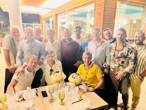Sanremo, 38 anni di servizio: la polizia penitenziaria festeggia il sovrintendente Galluzzo (Foto) Sanremo, 38 anni di servizio: la polizia penitenziaria festeggia il sovrintendente Galluzzo (Foto)