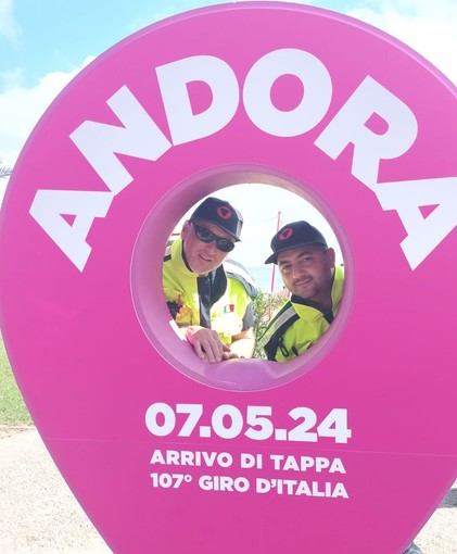 Protezione civile di Ventimiglia in servizio al Giro d'Italia ad Andora (Foto)