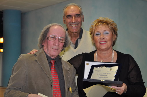 Vallecrosia: grande successo e pubblico delle grandi occasioni per il 'Premio Smile 2012' Vallecrosia: grande successo e pubblico delle grandi occasioni per il 'Premio Smile 2012'