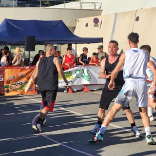 Ventimiglia, al porto Cala del Forte torna "Pasta &amp; Basta Street Basket" (Foto)