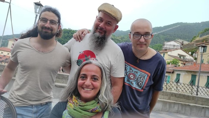 Santo Stefano al Mare: questa sera in piazza Baden Powell il concerto dei Ponente Folk Legacy Santo Stefano al Mare: questa sera in piazza Baden Powell il concerto dei Ponente Folk Legacy