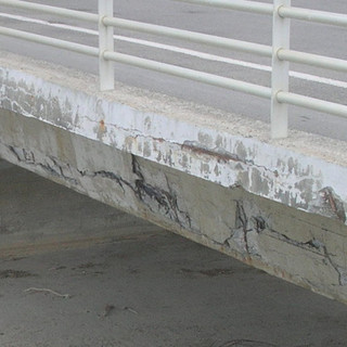Bordighera: intervento del consigliere Ramoino sulle condizioni del ponte sul rio Borghetto (Foto) Bordighera: intervento del consigliere Ramoino sulle condizioni del ponte sul rio Borghetto (Foto)