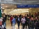 Il flusso di turisti in arrivo alla stazione di Sanremo