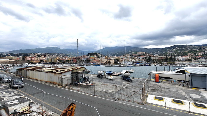 Porto Vecchio di Sanremo, via libera alle osservazioni per la modifica del progetto di riqualificazione. Consiglio monotematico il 23 settembre Porto Vecchio di Sanremo, via libera alle osservazioni per la modifica del progetto di riqualificazione. Consiglio monotematico il 23 settembre