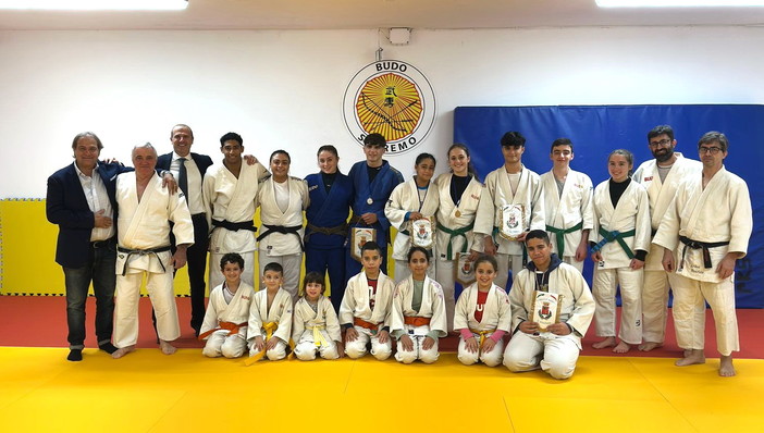 Arti Marziali: l'Assessore Sindoni e il Consigliere Lombardi premiano gli atleti del club Budo Sanremo