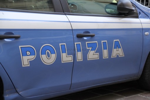Ventimiglia: bivaccano nell’ex tennis club di Peglia, sette algerini indagati per invasione di edifici e furto