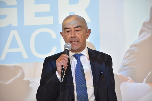 Verso le elezioni: intervista ad Alessandro Mager "Il porto e il lungomare Calvino per una Sanremo bellissima" (Video)