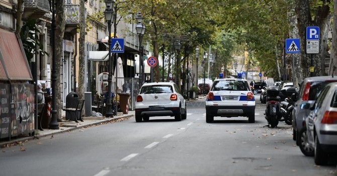 Sanremo, Corso Garibaldi potrebbe tornare a una sola corsia: l'ipotesi riaccende il confronto tra Comune e commercianti Sanremo, Corso Garibaldi potrebbe tornare a una sola corsia: l'ipotesi riaccende il confronto tra Comune e commercianti