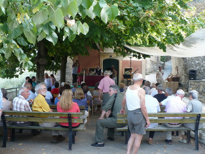 Dolcedo: domenica scorsa in frazione Bellissimi la premiazione del concorso di poesia dialettale