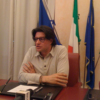 Imperia: Strescino a Chiaraman "Ci dica lui o i 'suoi amici' dove sono finiti i 300mila euro!"