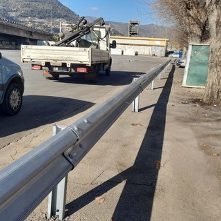 Ventimiglia: ultimi interventi al nuovo parcheggio di via Tenda, potrà ospitare 137 auto