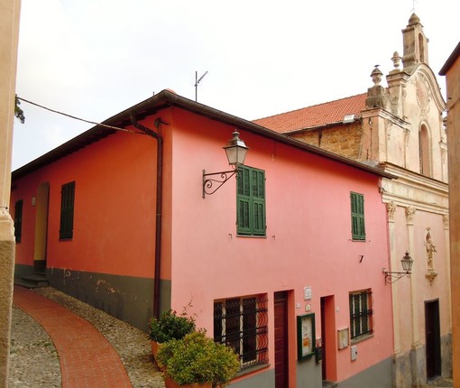 Alla scoperta del territorio: Pompeiana, un balcone sul mare in mezzo agli ulivi Alla scoperta del territorio: Pompeiana, un balcone sul mare in mezzo agli ulivi