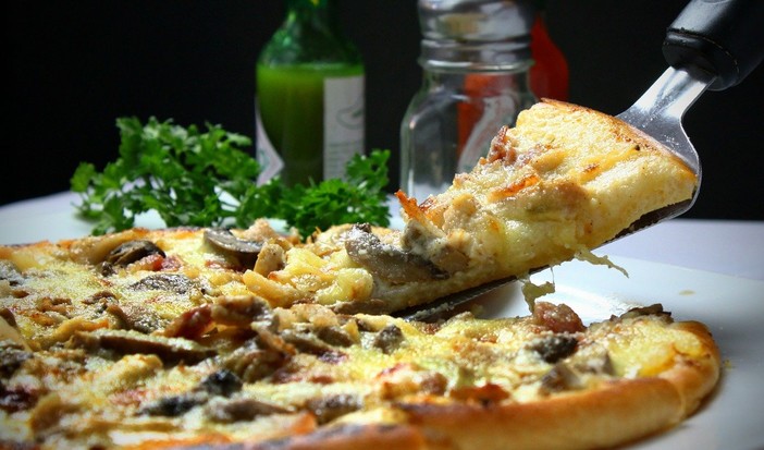 Pizza e lockdown: nel 2020 boom di pizze fatte in casa Pizza e lockdown: nel 2020 boom di pizze fatte in casa