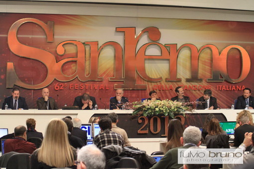 Festival Sanremo: a poco più di 24 ore dalla diretta, la Rai svela gli ultimi segreti (pochi) Festival Sanremo: a poco più di 24 ore dalla diretta, la Rai svela gli ultimi segreti (pochi)