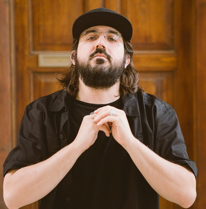 Questa mattina poco dopo mezzogiorno su Radio Onda Ligure intervista al rapper romano 'Piotta'