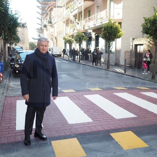 Taggia: lavori di asfaltatura e tre nuovi passaggi pedonali rialzati, Longobardi “Priorità abbattere barriere architettoniche” (Foto) Taggia: lavori di asfaltatura e tre nuovi passaggi pedonali rialzati, Longobardi “Priorità abbattere barriere architettoniche” (Foto)