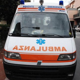 Bordighera: 72enne cade dalla scale di casa, trasportata in ospedale in gravi condizioni Bordighera: 72enne cade dalla scale di casa, trasportata in ospedale in gravi condizioni