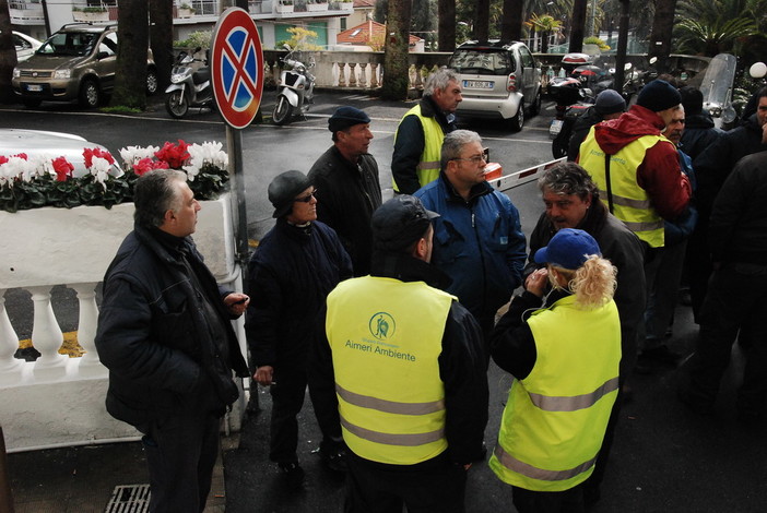 Imperia: "Adesso basta!" i sindacati domani in piazza per il mancato pagamento degli stipendi Aimeri