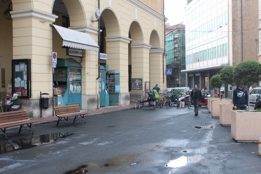 Imperia: parcheggi in piazza Dante, dura replica di Giuseppe Fossati all'ex Assessore Amoretti