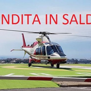 La provocatoria locandina diffusa dai Vigili del Fuoco La provocatoria locandina diffusa dai Vigili del Fuoco