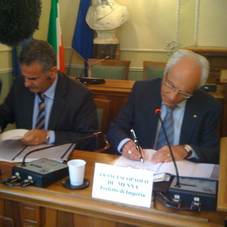 Provincia: firmato il "Protocollo di  legalità e sviluppo" tra Confindustria, la Provincia e i comuni di Imperia e Sanremo