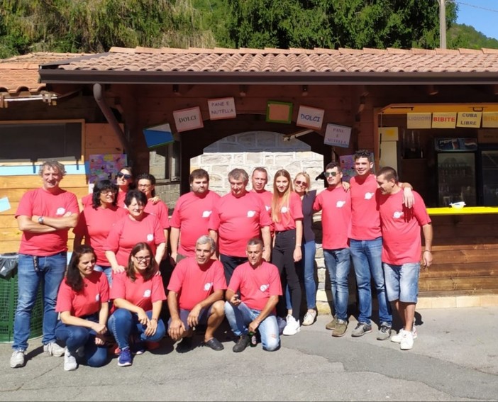 Il gruppo della ProLoco di Molini di Triora Il gruppo della ProLoco di Molini di Triora