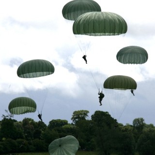 Sanremo: ad aprile un corso per allievi paracadutisti organizzato dalla locale sezione matuziana
